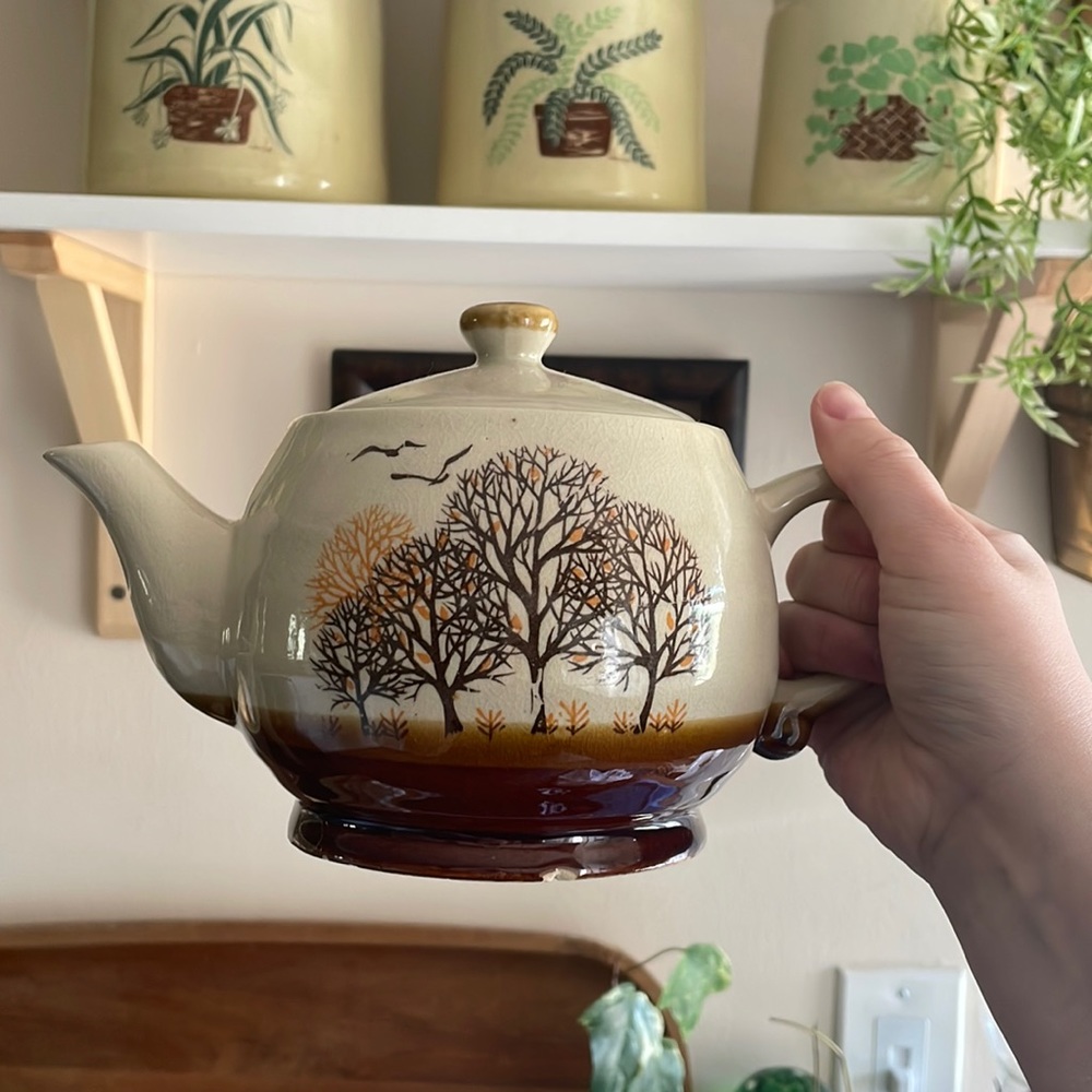 🍂 Vintage Ceramic Teapot Mid Century Autumn Trees Woodland Brown